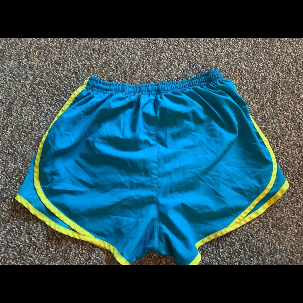 Nike tempo dri fit shorts